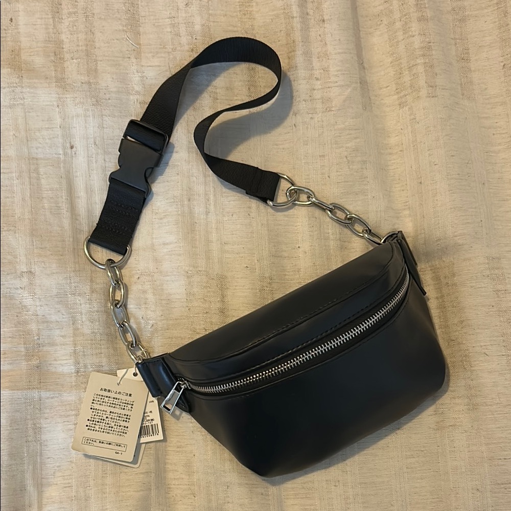 NWT Murua Black Belt Bag with Silver Chain - from Japan